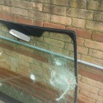 ford focus 2011 damaged windscreen